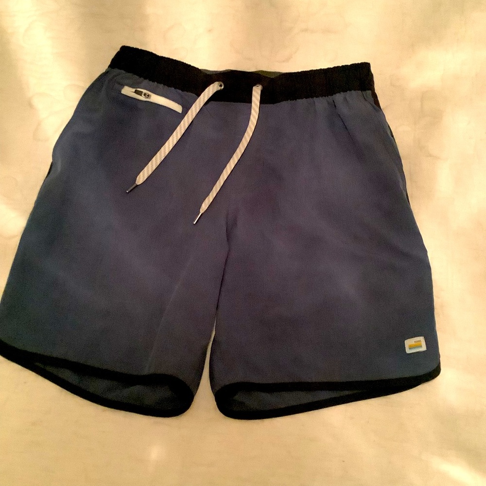 Vuori Athletic Men’s Bank Shorts